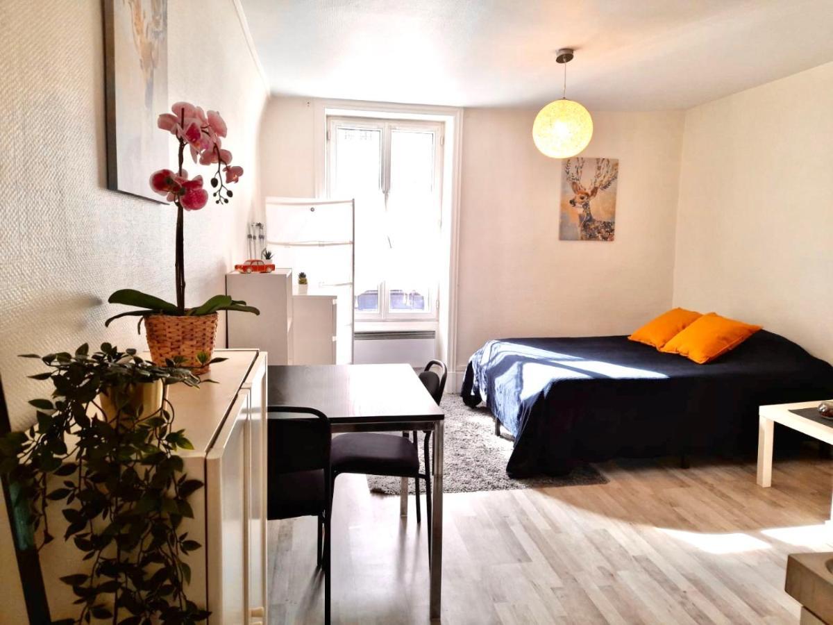 Suites Rive Gauche - COSY Fontainebleau Exterior foto